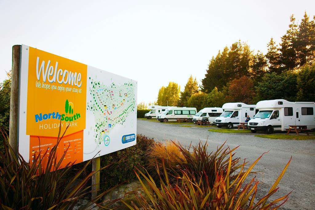 North South Holiday Park Christchurch Extérieur photo